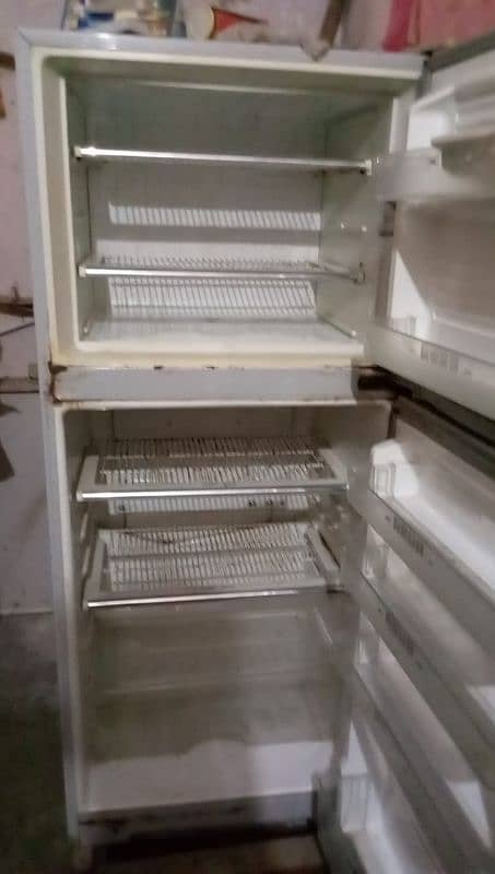 Dawlance Fridge in used condition Working condition mn hai 0