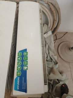 Hyundai Ac is 2 years old, invertor Ac in very good condition