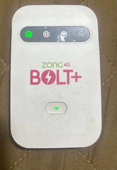 Zong 4G Fastest Internet Portable Device with Accessories & Warranty