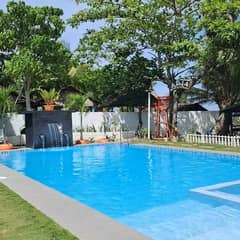 10 kanal farm house available for rent in Badian road very good location