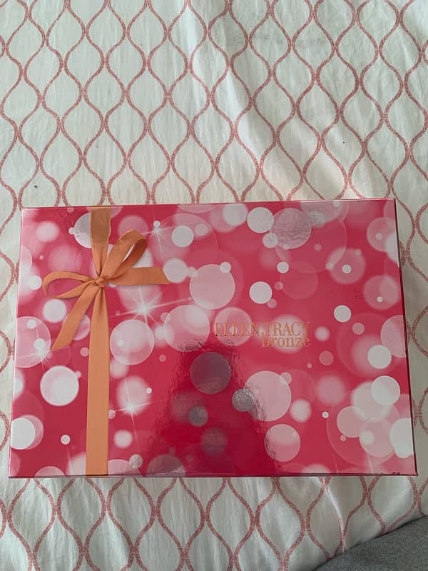 New Ellen Tracy body lotion, shower gel and perfume 1