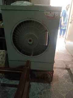 Air Cooler with iron stand