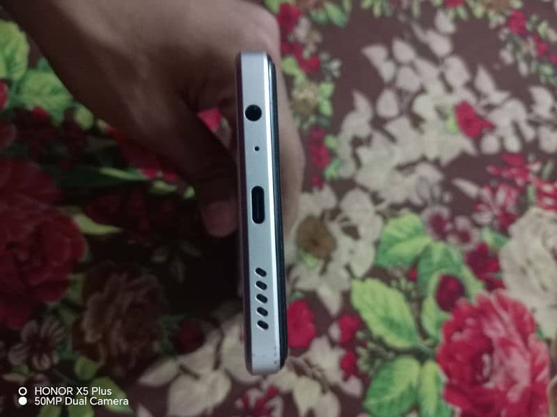 Dcode bold 3 10 by 10 condition 7