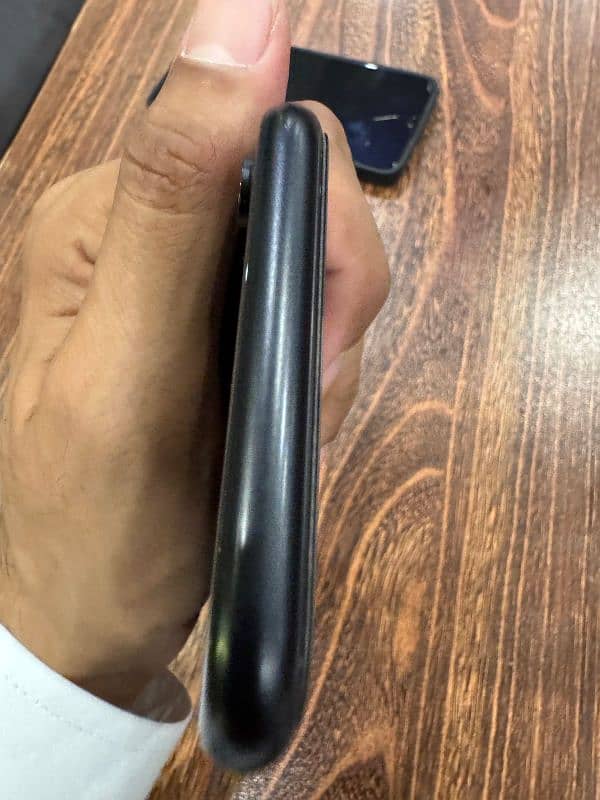 IPHONE XR 10/10 CONDITION 1