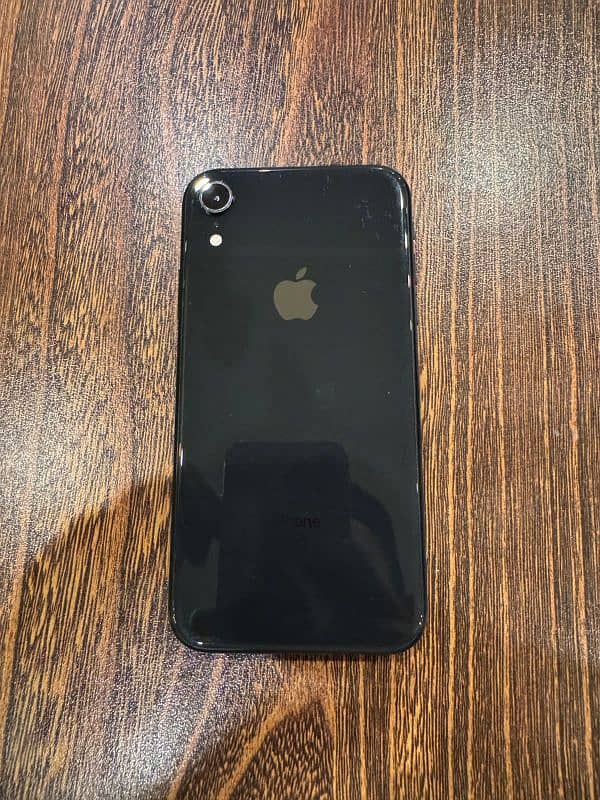 IPHONE XR 10/10 CONDITION 3