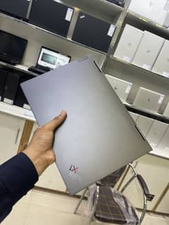 Lenovo x1 yoga i7/11th generation
