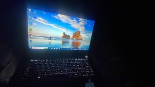 Tashiba cor i7 7 genration 16/500 gb