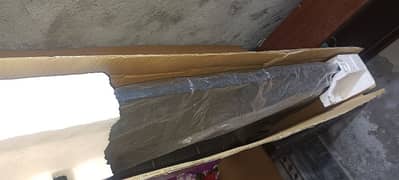 42 inch led okay new not use