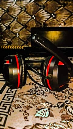 imported Gaming headphones with sound reduce mice