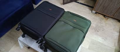 JUMP Moorea Expandable Suitcase