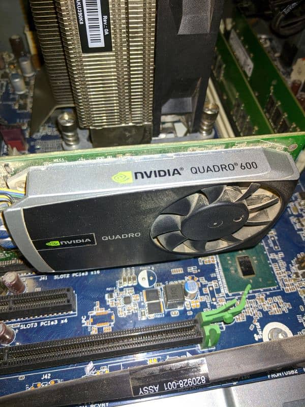 intel Xeon E3 1245 V5 Gaming PC 7