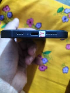 iphone 12 jv e sim tim available . 10/10.64Gb Apple warenty avail