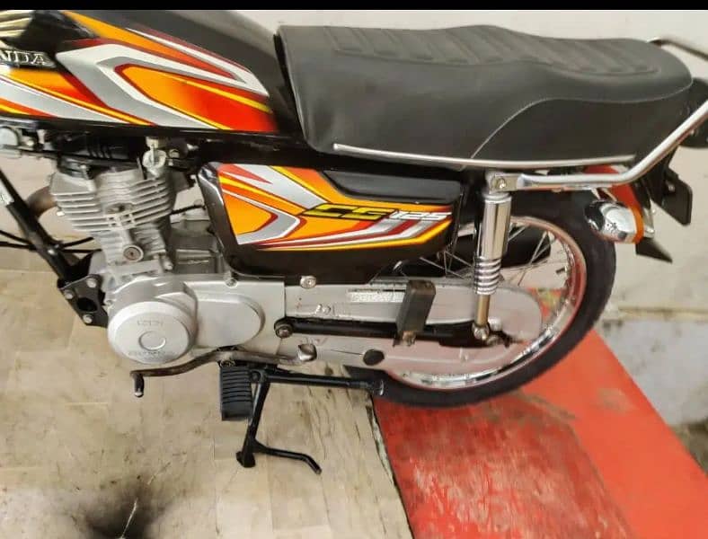 Honda 125 model 22 17