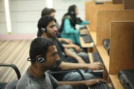 Students can apply for job call center