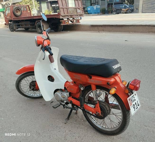 Yamaha V70 Model 1976 in Good Condition 3