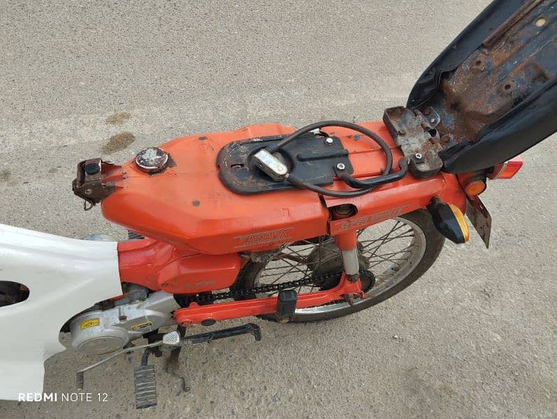 Yamaha V70 Model 1976 in Good Condition 7