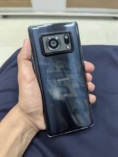 AQUOS