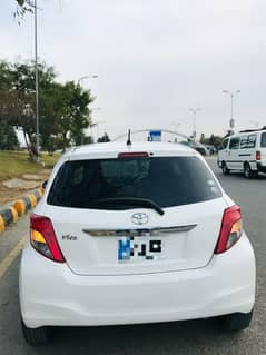 Toyota Vitz 2013