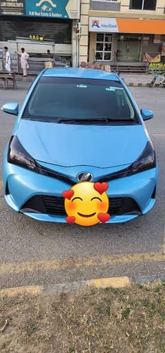 Toyota Vitz 2015