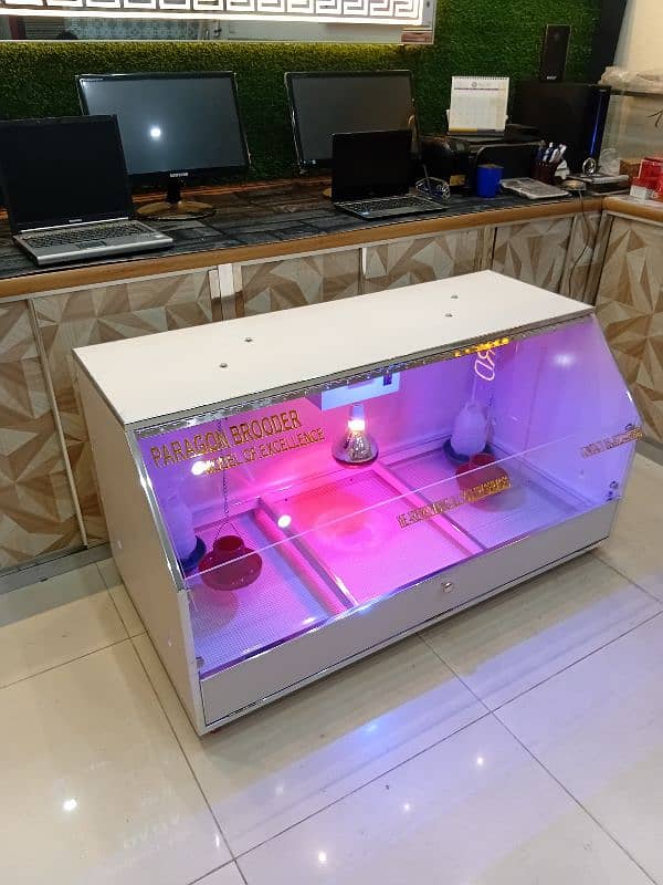 Paragon Brooder / Brooder 6