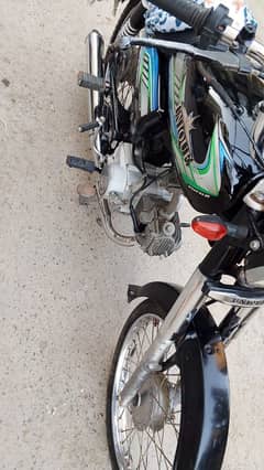 Karachi no model 2023 seald engine Good condition