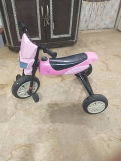 kids cycle bohat mazboot hai