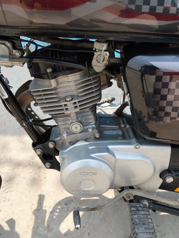 Honda 125 8