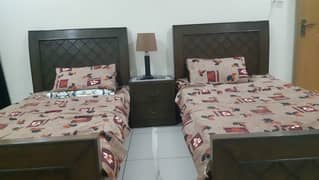 Single Bed Set for Aale without Mattress