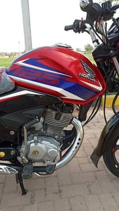 Honda 125 21 . model brand new fresh condition 03396464638