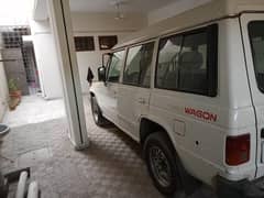 MITSUBISHI PAJERO