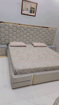 Brand New Complete Bed Set with 2 side tables & Setty