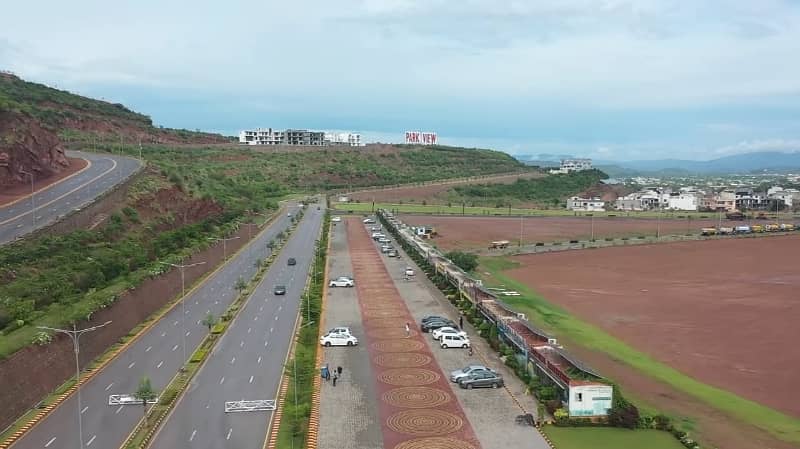 Corner 5 Marla Residential Plot Is Available In Affordable Price In Park View - Block F 4