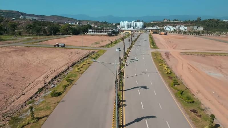 Corner 5 Marla Residential Plot Is Available In Affordable Price In Park View - Block F 9