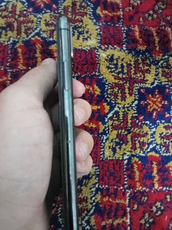 iphone x full okay  everything original with warranty  10/10  face id 2