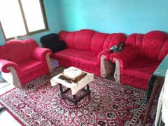 5 seters sofa good condition me ha. home used ha
