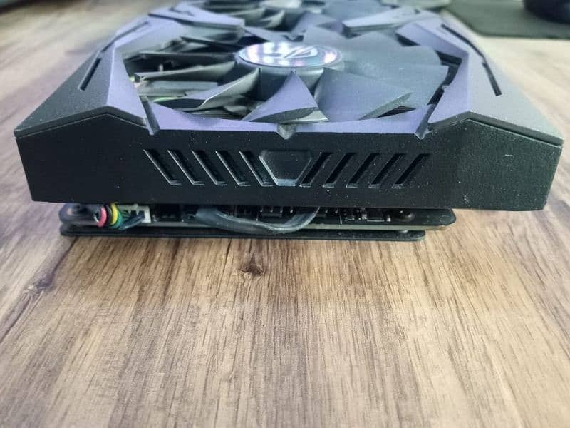 Asus ROG STRIX GTX 1070 8GB GAMING Video Graphics Card 5