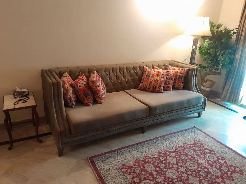 4 seater sofa 3