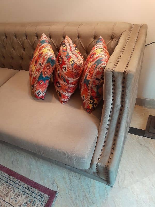 4 seater sofa 4