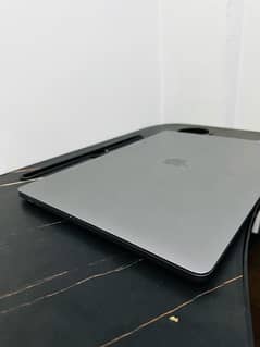 MacBook Pro 2019 Core i9 16RAM 512 SSD 4GB CARD