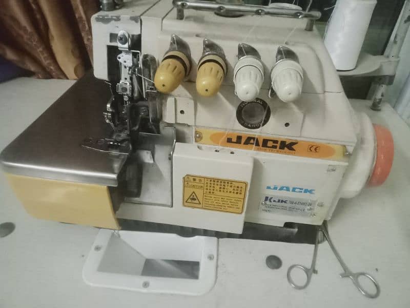 OVERLOCK MACHINE 1