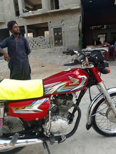 Honda 125 2023 model demand 185k