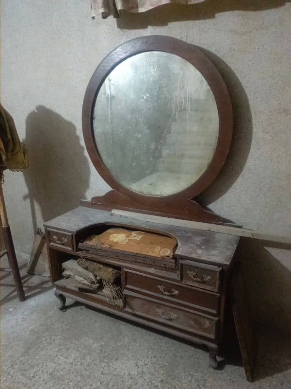 old dressing table 0