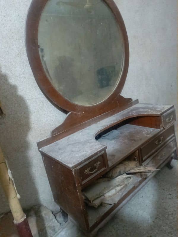 old dressing table 3