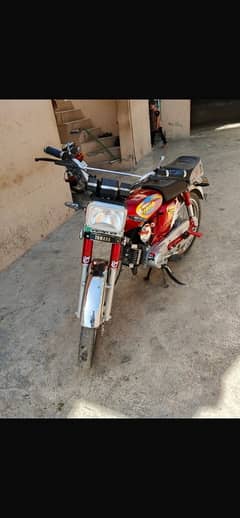 Yamaha bike for sall  fast owner  all bike new restore
