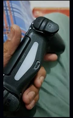 Play Station 500 GB with Two Controller 0 3 0 0 6 9 0 9 0 8 0