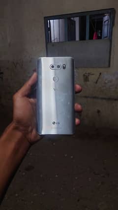 LG