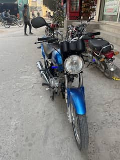 Yamaha YBZ BLUE POOL COLOUR