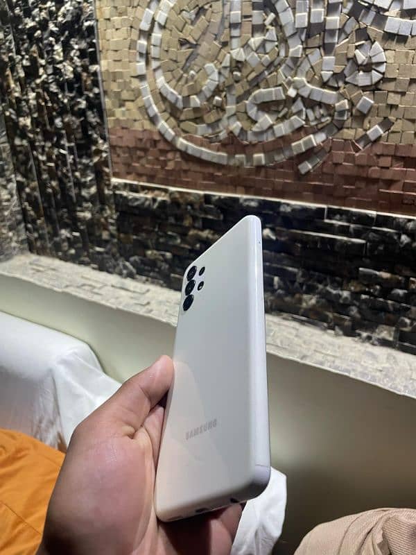 SAMSUNG A13 WITH BOX AND CHARGER 2