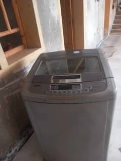 LG