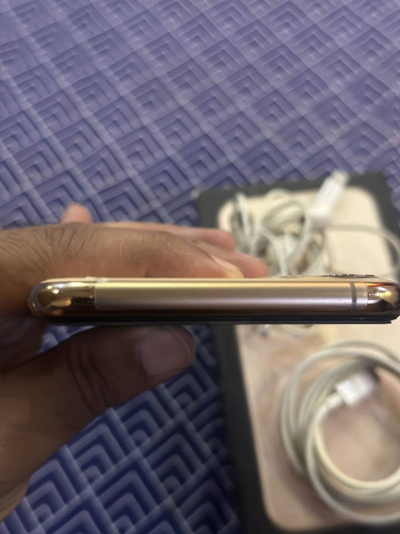 Iphone 11 Pro Max ( Dual Pta Approved ) 8